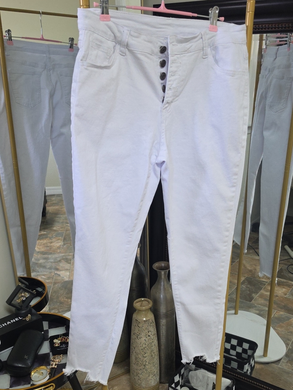 Women’s High-Waist White Button-Fly Skinny Jeans - Picture 3 of 10